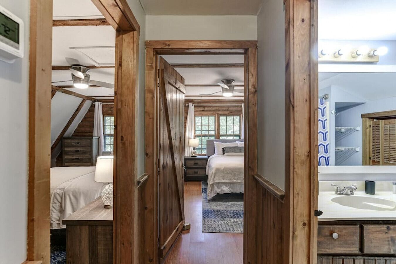 3 habitaciones, tabla de planchar con plancha y wifi gratis 