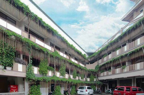 Hotel Lestari Near Lippo Plaza Mall Jember