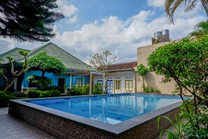 Pool - Reddoorz @ Prawirotaman (Yogyakarta)