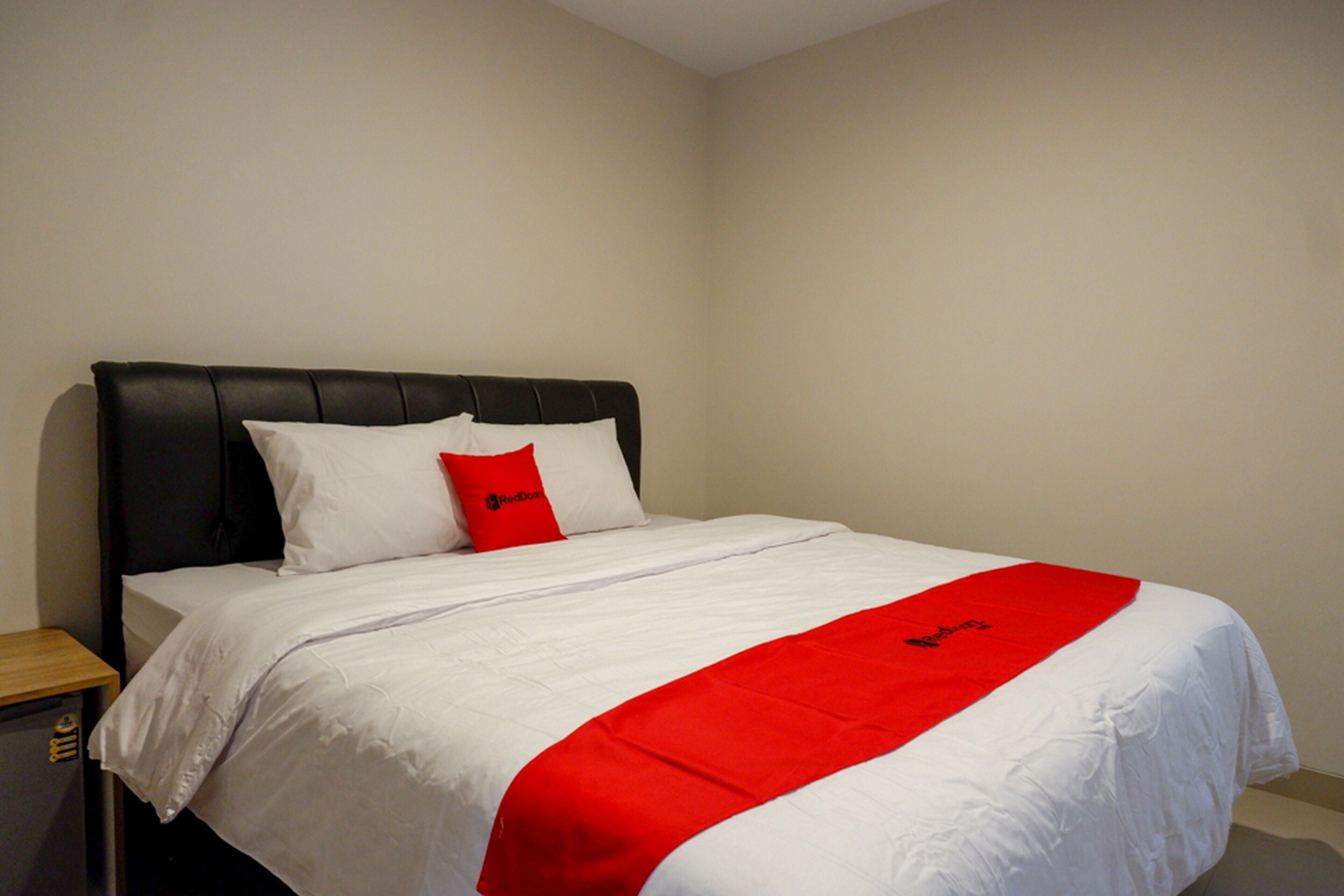 Foto - RedDoorz near Sleman City Hall 2