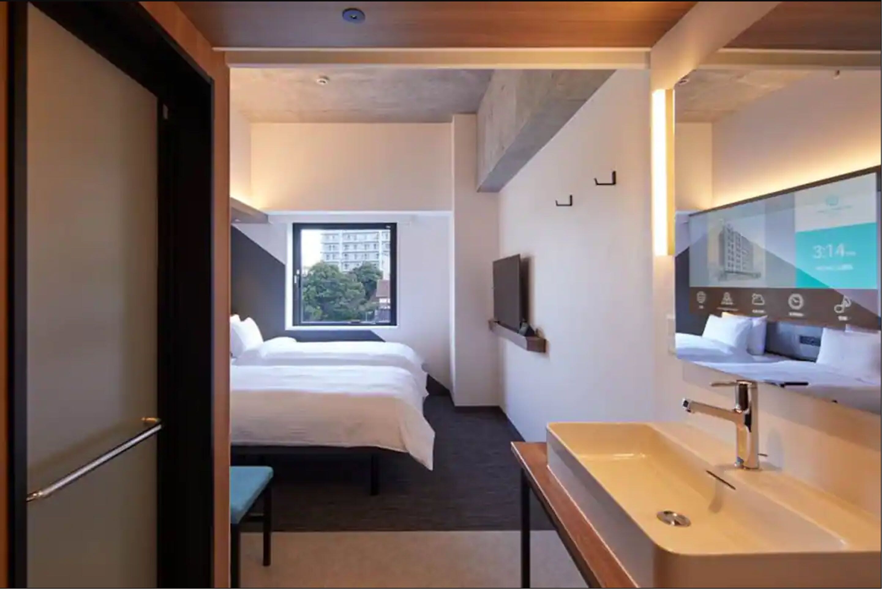 standard twin room, non smoking | 1 bedroom, desk, free wifi, bed sheets