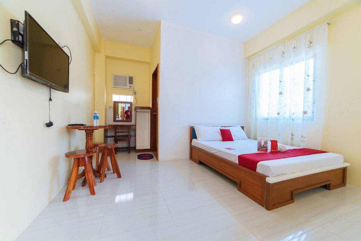 ห้องดับเบิล (Reddoorz)