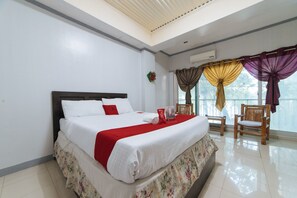 Standard Room (Reddoorz) | Free WiFi, bed sheets - RedDoorz Plus @ Subic 2n2 Beach Resort Zambales (Subic)