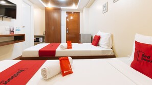 Deluxe Twin Room | WiFi, bed sheets
