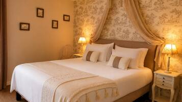 Memory-foam beds, in-room safe, individually decorated