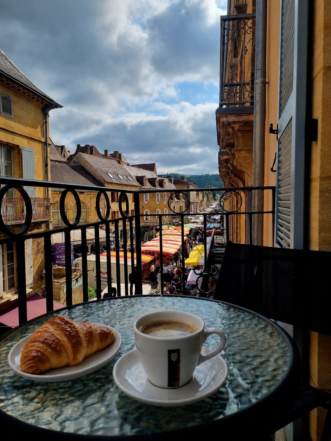 Vue sur la ville depuis l’hébergement