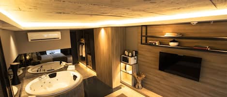 Junior Jakuzi With Garden | Eigene Küche