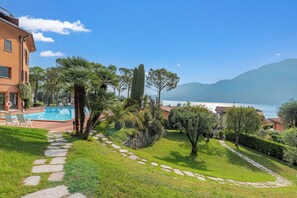 Außenpool (je nach Saison geöffnet)