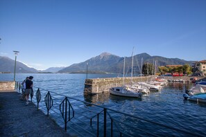 Lago