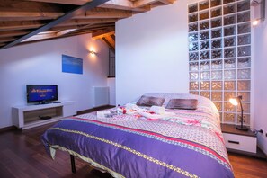 Perhehuoneisto, useita makuuhuoneita, 2 kylpyhuonetta, rannalla (Regina Villetta) | 3 makuuhuonetta, silitysrauta/-lauta, Wi-Fi, vuodevaatteet