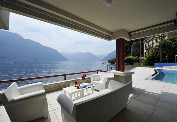 Honeymoon-Villa, Mehrere Betten, Seeseite (Villa Parisi) | Blick auf den See