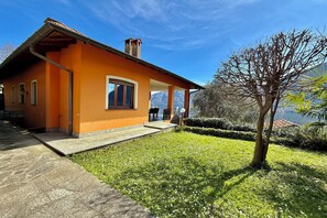 Family Apartment, Multiple Bedrooms, 2 Bathrooms, Mountainside (Isola Vista - Terrazzo) | Exterior - Isola Vista - Terrazzo (Sala Comacina)