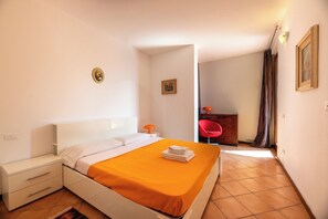 2 bedrooms, iron/ironing board, WiFi, bed sheets - Alto Perledo Terrazzo (Perledo)