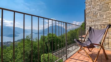 Appartement Familial, plusieurs chambres, côté montagne (Alto Perledo Terrazzo) | Enceinte de l’hébergement