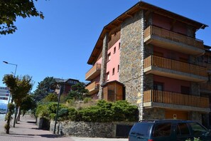 Exterior - Apartment 3 rooms 8 Pax Pool, Tennis Court and 2 Parking Spaces (Llívia)