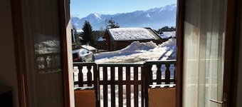 Ground Floor 2 rooms Slopeside with Garden and Ski Storage