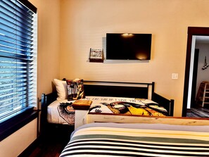 7 bedrooms, iron/ironing board, travel crib, free WiFi