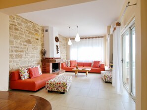 Fireplace, DVD player, table tennis - Villa Avra (Vrises)