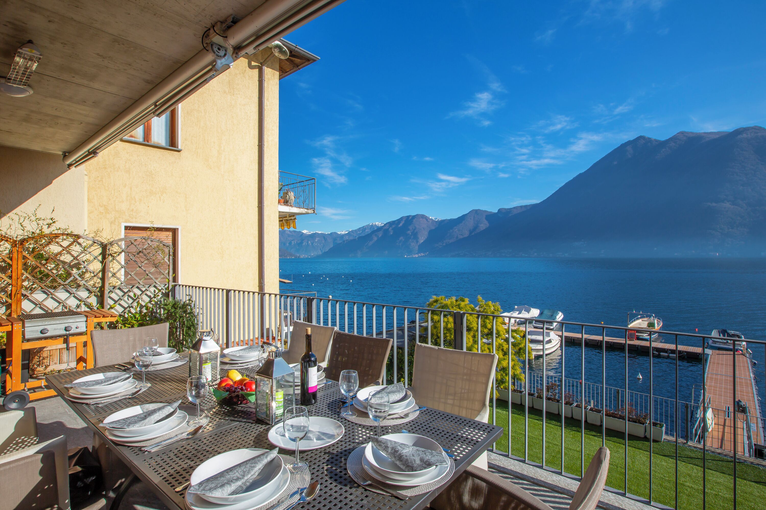 Family Apartment, Multiple Bedrooms, Lakeside (Argegno Fronte Lago) | Terrace/patio
