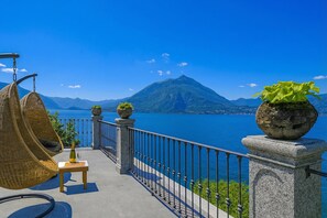Family Villa, Multiple Bedrooms, Lakeside (Villa Lucia Varenna) | Terrace/patio