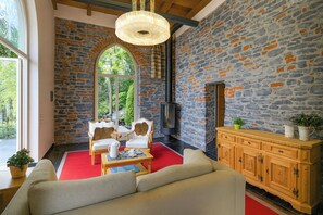 Biệt thự dành cho gia đình, nhiều phòng ngủ, cạnh hồ (Villa Lucia Varenna) | Nội thất