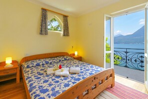 Biệt thự dành cho gia đình, nhiều phòng ngủ, cạnh hồ (Villa Lucia Varenna) | 3 phòng ngủ, bàn ủi/dụng cụ ủi quần áo 
