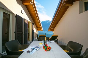 Standard Apartment, Multiple Beds, 2 Bathrooms, Mountainside (Colonno Panoramica) | Private kitchen | Fridge, oven, stovetop, espresso maker - Colonno Panoramica (Colonno)