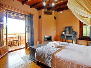 1 soverom, safe på rommet, strykejern/-brett og sengetøy