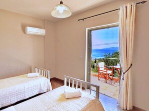 1 bedroom, in-room safe, iron/ironing board