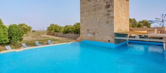 Holiday Home 'Possessio Sa Barrala Casa Del Señor' with Mountain View