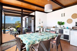 Outdoor dining - Villa Mabel with Mountain View, Wi-Fi, Garden, Pool, Jacuzzi & Terraces; Parking Available (Playa Blanca)