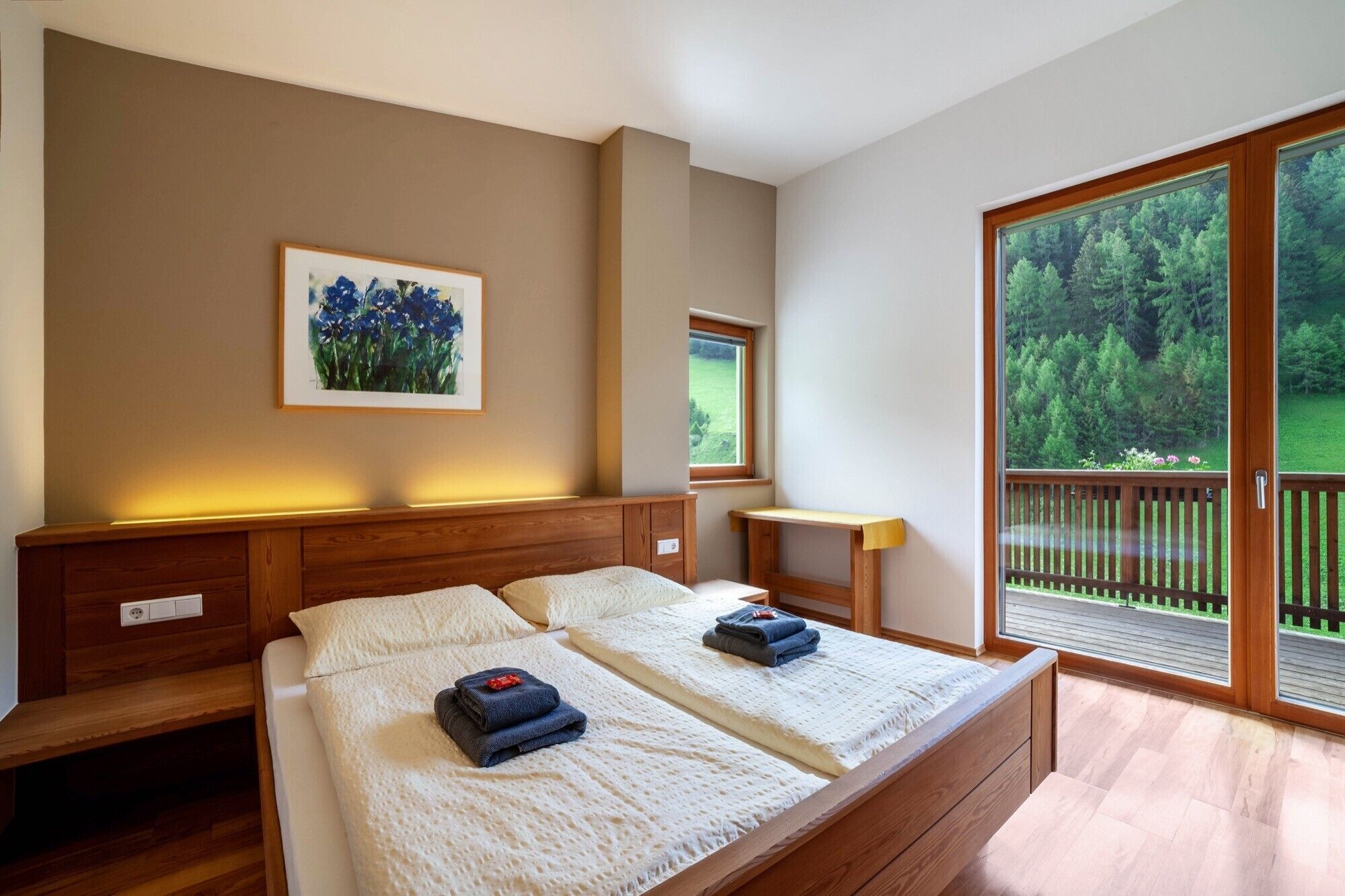 2 quartos, Wi-Fi de cortesia, roupa de cama