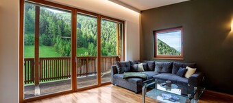 Apartment “Pritscheshof Balkon” with Mountain View, Balcony & Terrace