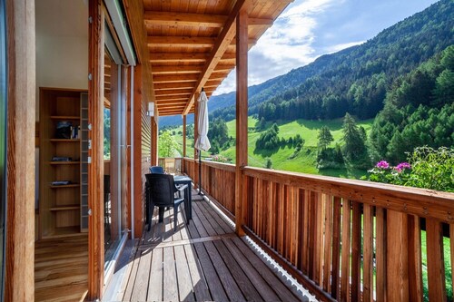 Apartment “Pritscheshof Balkon” with Mountain View, Balcony & Terrace