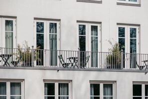 Exterior -  YAYS The Hague Willemspark by Numa (The Hague)