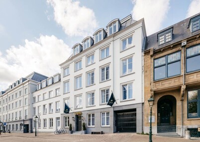 YAYS The Hague Willemspark by Numa