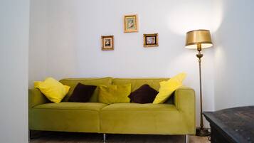 Apartment | Living area | 120-cm LED TV with cable channels, TV