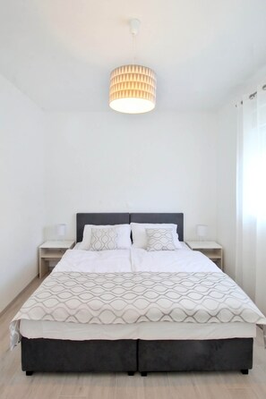 Superior Apartment | 2 bedrooms, soundproofing, iron/ironing board, free cribs/infant beds - Bacan Family Apartments (Konavle)