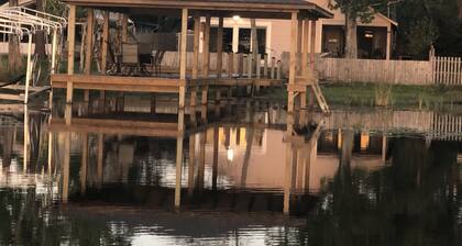 Edgewater lake house Sanford/Orlando near SFB
