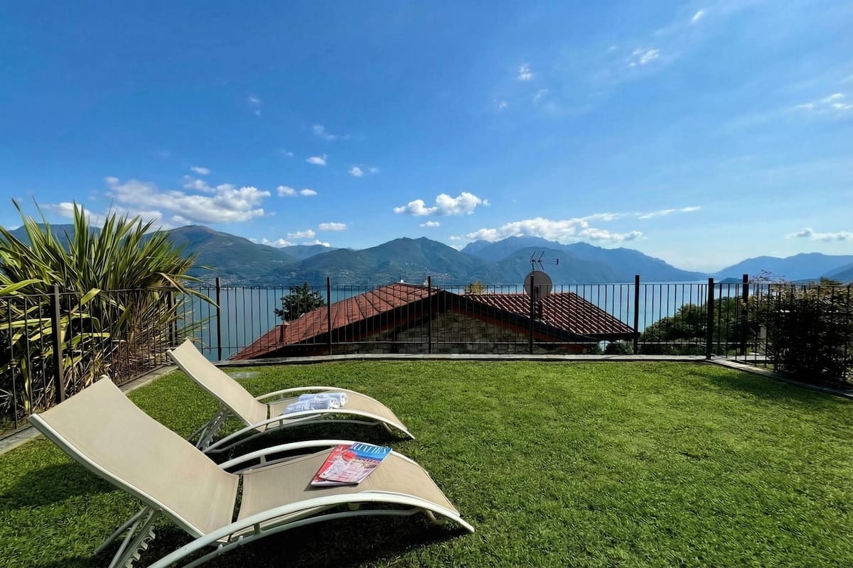 Family Villa, Multiple Bedrooms, 2 Bathrooms, Mountainside (Villa Aurelia) | Garden