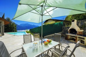 BBQ/picnic Area - Le Petit Palais Villa (Menaggio)