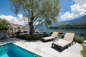 Seasonal outdoor pool - Villa Anna (Tremezzina)