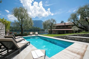 Außenpool (je nach Saison geöffnet)