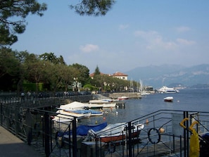 Villa familiare, letti multipli, 2 bagni, lato giardino (Villa dei Poeti) | Esterni