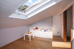 3 habitaciones, tabla de planchar con plancha y internet gratis 