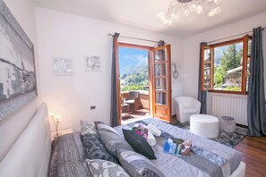 家庭別墅, 4 間臥室, 2 間浴室, 山間 (Villa Lakecomo - Ritrovo) | 4 間臥室、熨斗/熨衣板、無線上網、床單