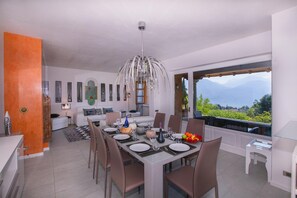Family Villa, Multiple Bedrooms, 2 Bathrooms, Mountainside (Villa Lakecomo - Ritrovo) | Dining - Villa Lakecomo - Ritrovo (Menaggio)
