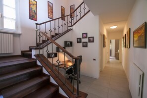 Staircase - Villa Lakecomo - Ritrovo (Menaggio)