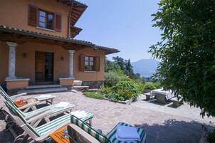 Family Villa, Multiple Bedrooms, 2 Bathrooms, Mountainside (Villa Lakecomo - Ritrovo) | Exterior