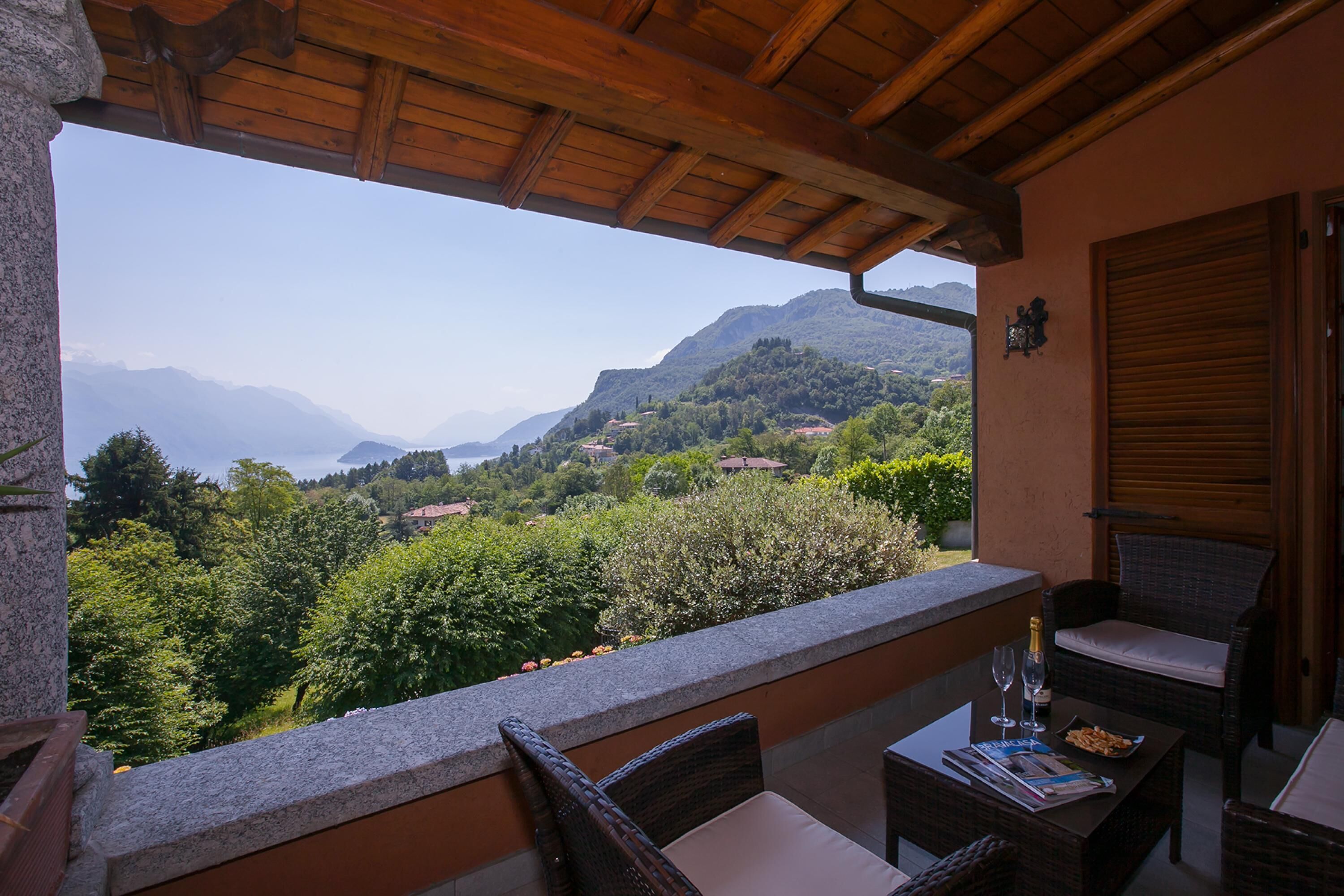 Family Villa, Multiple Bedrooms, 2 Bathrooms, Mountainside (Villa Lakecomo - Ritrovo) | Mountain view